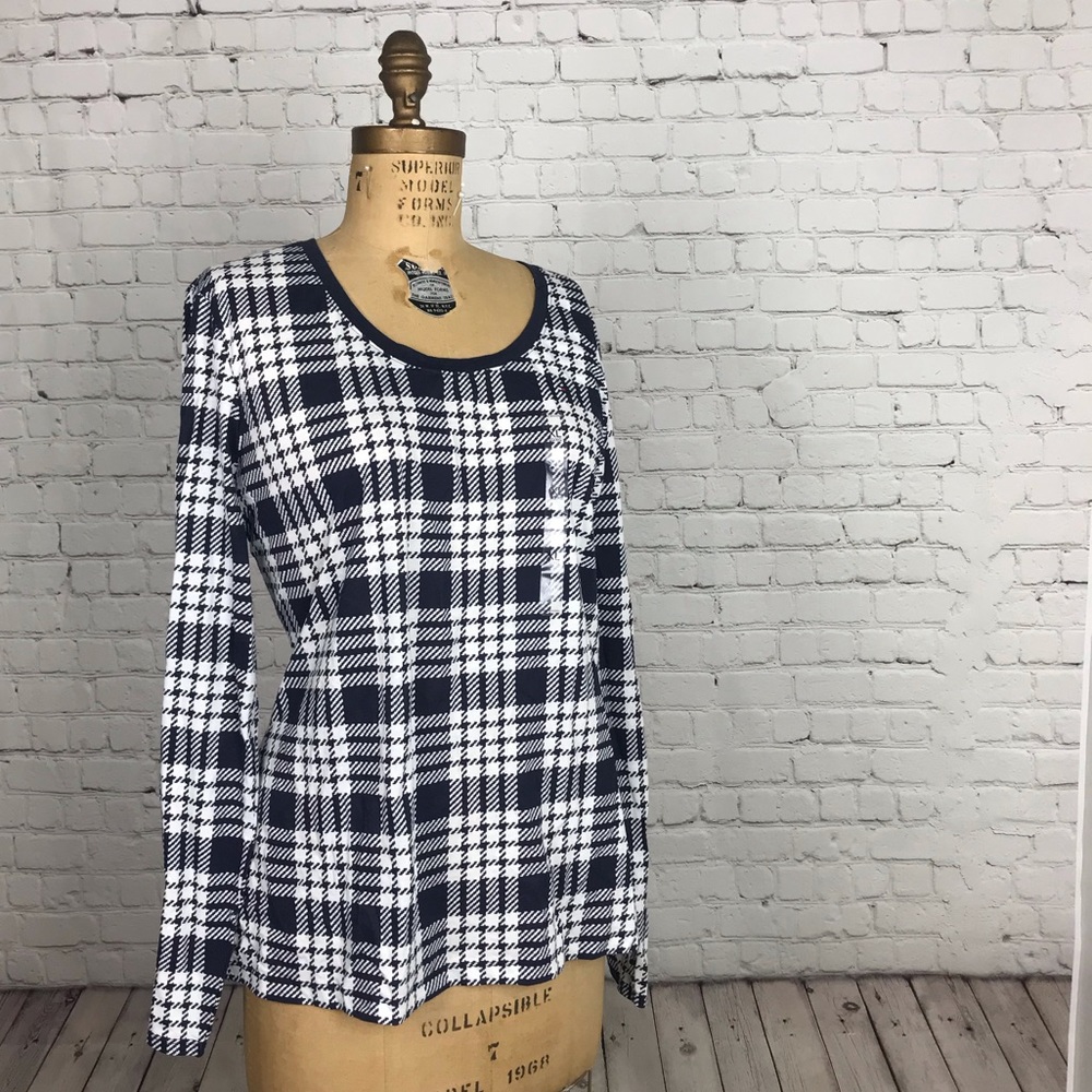 NWOT! Tommy Hilfiger, Long Sleeve Tee - Picture 2 of 4